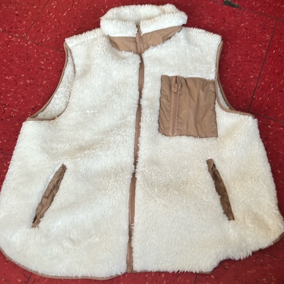 Vest - Picture 1 of 2